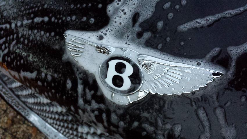 bentley, pagani, porsche, mobile, car ,valeting, dorset, and, hampshire , new milton , bournemouth , sandbanks ,